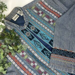 Chicos Colorful Embroidered Denim Jacket Mandarin Collar size 0